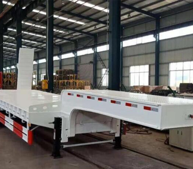 3 Axles Lowbed trailer 2