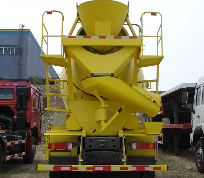 HOWO 6x4 MIXER TRUCK 2