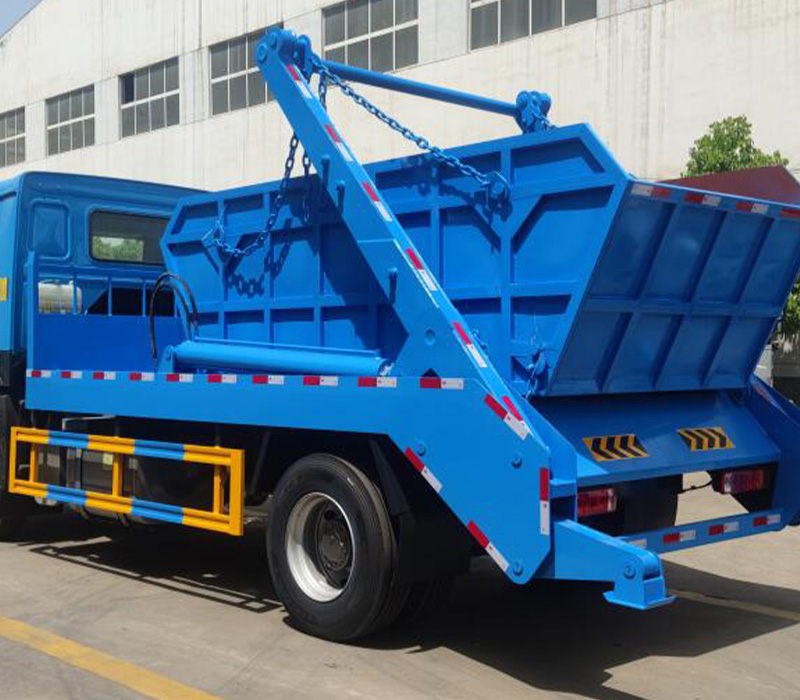 SINOTRUK HOWO 4X2 SKIP GARBAGE TRUCK