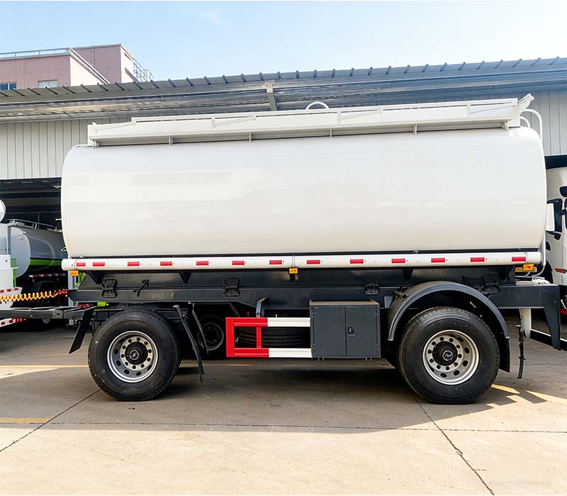 SINOTRUK 20000L FUEL TANK FULL TRAILER2