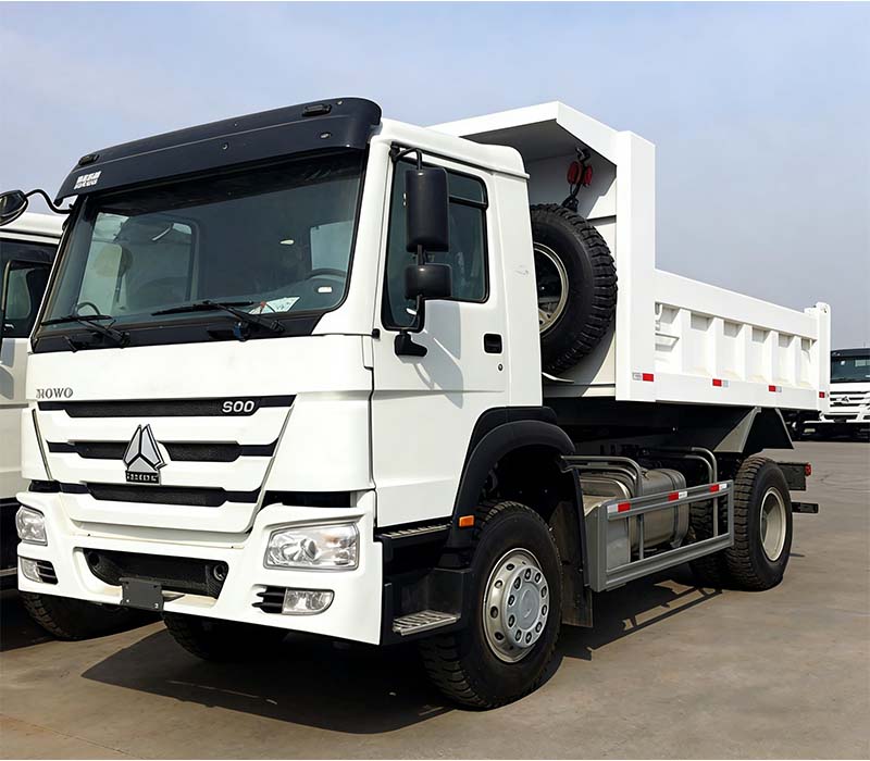 SINOTRUK 4X2 4m³ DUMP TRUCK