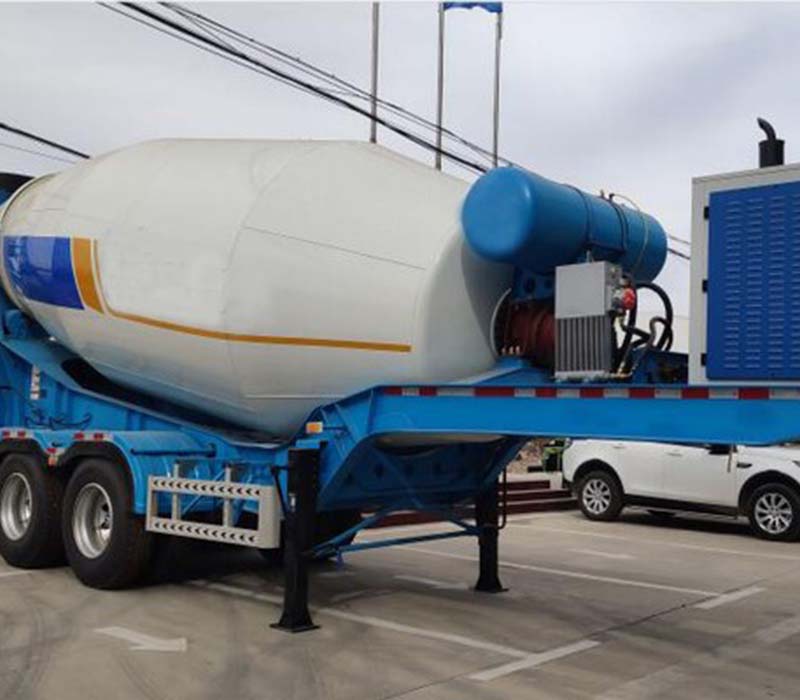 SINOTRUK CONCRETE MIXER TRAILER