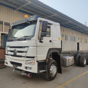 HOWO 6×4 20000L FUEL TANK TRUCK9