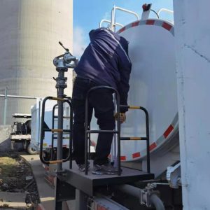 HOWO 6×4 20000L WATER TANK TRUCK16